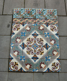 Antieke vloertegels model: Jugendstil keramische motieftegels
